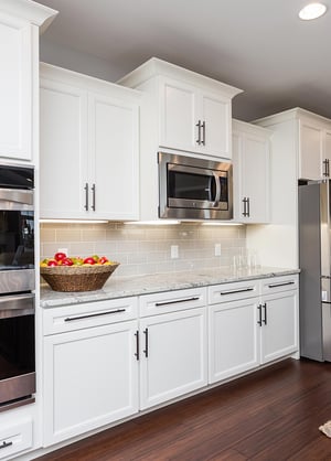 White Shaker Cabinets in Kitchen 