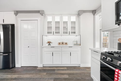 White Shaker Cabinets in a Kitchen