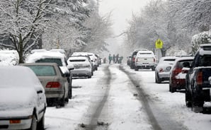 Snow causes construction delays