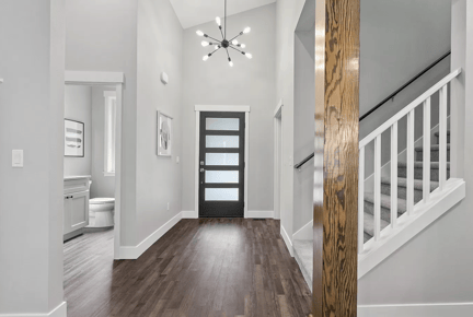 Vinyl Plank Flooring in Seattle