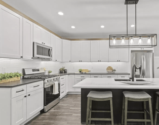 Kitchen Cabinet Warehouse_Shaker Cabinets_Flippers Warehouse