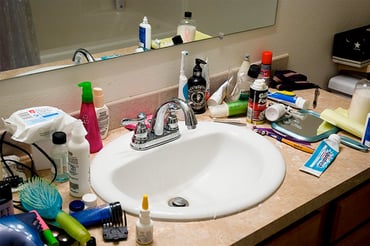 Clutter bathroom