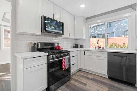 Wholesale kitchen cabinets