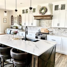 7 Benefits of Quartz Countertops