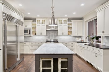 7 Benefits of Quartz Countertops