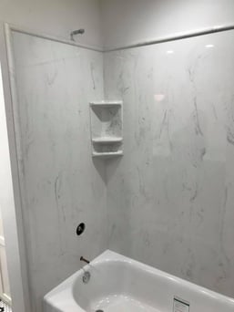 Tub surround